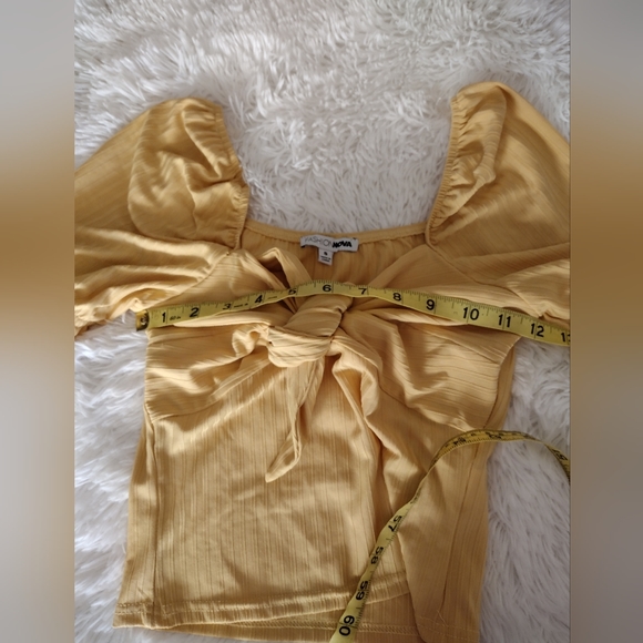 Fashion Nova Twist Tie Front Ribbed Cropped Blouse Butterscotch Yellow Small - Picture 5 of 7